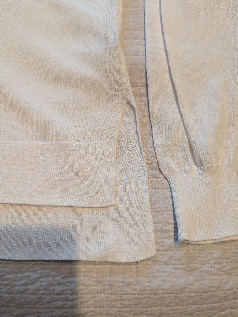 MADEWELL Lightweight Cream V-Neck Button Cardigan Sweater Medium - Picture 3 of 9